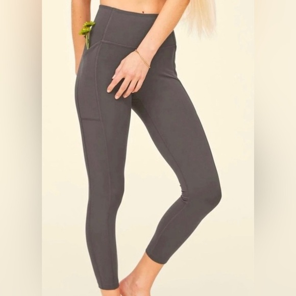 NWT Girlfriend Collective Smoke High Rise‎ Compressive Pocket 7/8 Legging S - Picture 2 of 5